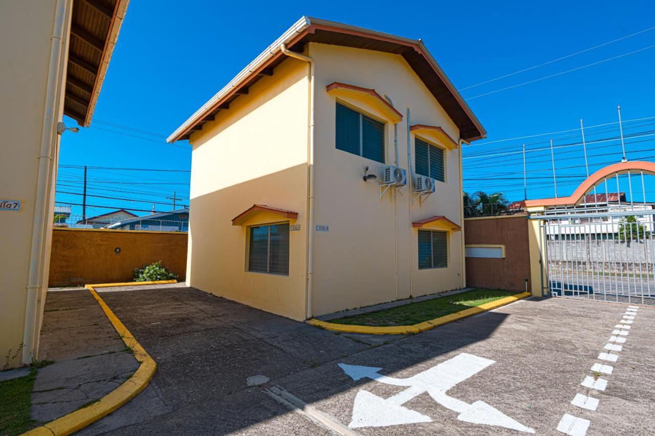 Villas Del Mar La Ceiba Exterior photo